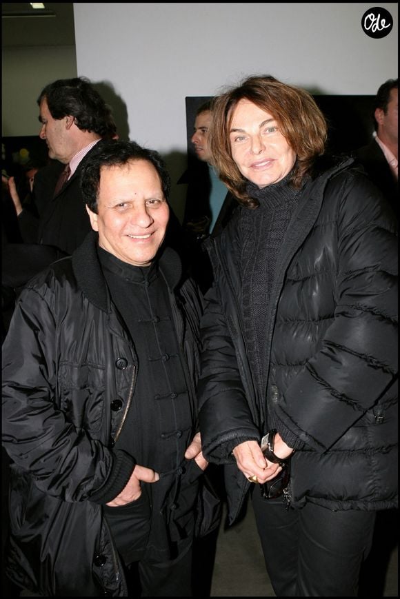 Alaïa présentera sa prochaine collection en showroom, sans défilé traditionnel.

Azzedine Alaïa et Bettina Rhyms