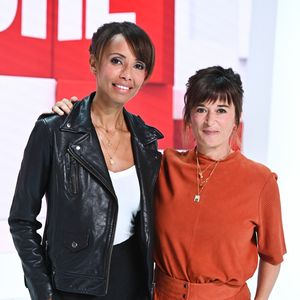 Exclusif - Sonia Rolland et Beatrice De La Boulaye - Enregistrement de l'émission "Vivement Dimanche" au Studio Gabriel, présentée par M.Drucker et diffusée le 25 septembre sur France 3
© Guillaume Gaffiot / Bestimage