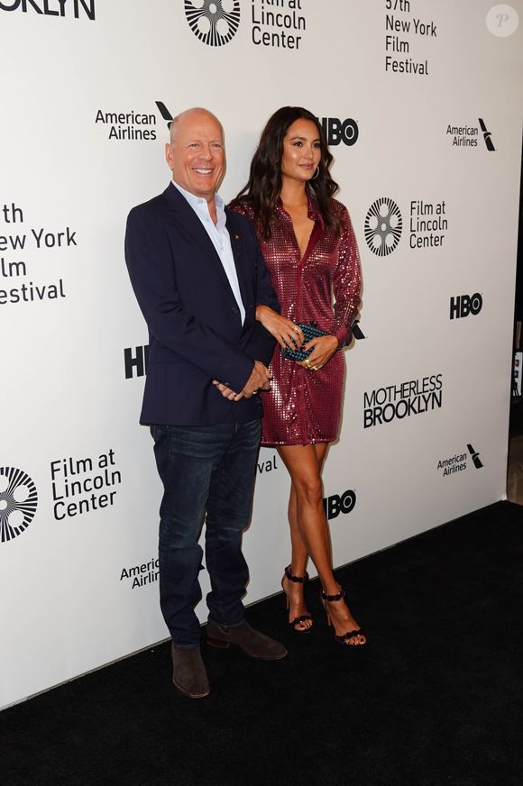 Bruce Willis et sa femme Emma Heming Willis - Les célébrités lors de la première du film 'Brooklyn Affairs' à l'occasion de la 57ème édition du Festival du Film de New York, le 11 octobre 2019.
©STARMAX / BESTIMAGE