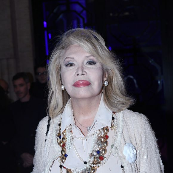 Amanda Lear arrivant au 22ème dîner de la mode pour le Sidaction à Paris le 30 janvier 2025.

© Rachid Bellak / Bestimage