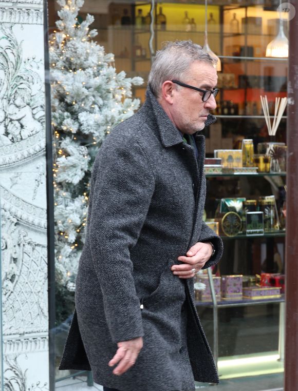 Exclusif - Christophe Dechavanne à la sortie des studios RTL à Neuilly-sur-Seine, France, le 30 janvier 2024.