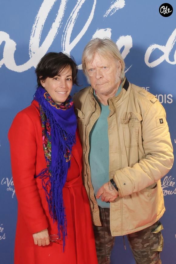 Ils étaient là bien avant Cerise. Ils alternaient une semaine sur deux pour tenir compagnie à Renaud qui déteste la solitude

Renaud et sa femme Cerise (Christine Marot) lors de l'avant-première du film "La vallée des fous" au Pathé Wepler à Paris le 12 novembre 2024.

© Jack Tribeca / Bestimage