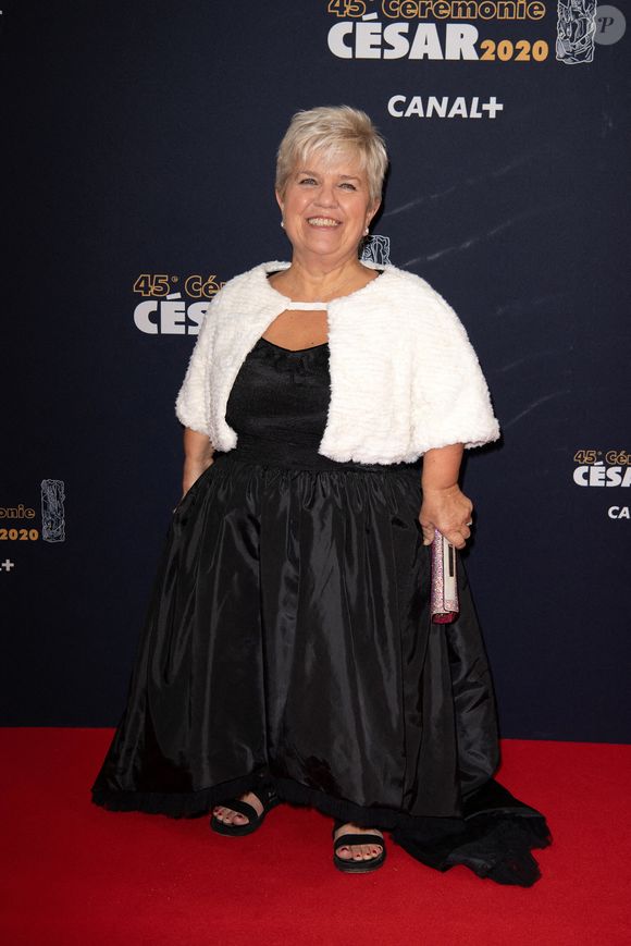Mimie Mathy pose sur le tapis rouge de la cérémonie des César 2020 pour un épisode de 'Call my agent' à la salle Pleyel à Paris le 28 février 2020 à Paris, France. Photo by David Niviere/ABACAPRESS.COM