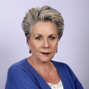 Portrait de Francoise Laborde  Cédric Perrin/Bestimage