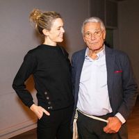 Julie Andrieu courtisée par un milliardaire : son ex Jean-Marie Périer, de 34 ans son aîné, l'a aidée à s'en sortir