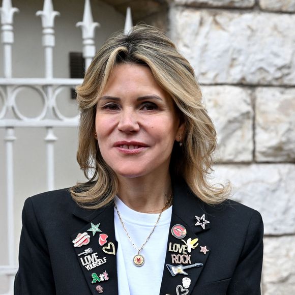 Laura Tenoudji vient de partager son astuce pour afficher une peau parfaite.

Laura Tenoudji, la femme de C.Estrosi - Le maire de Nice C.Estrosi, candidat à sa réélection, et sa femme L.Tenoudji votent au premier tour des élections municipales
© Bruno Bebert / Bestimage