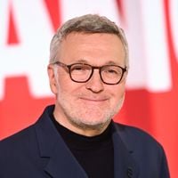 Les Grosses Têtes : Laurent Ruquier ouvre la porte au retour d’un animateur culte… mais pas sans conditions