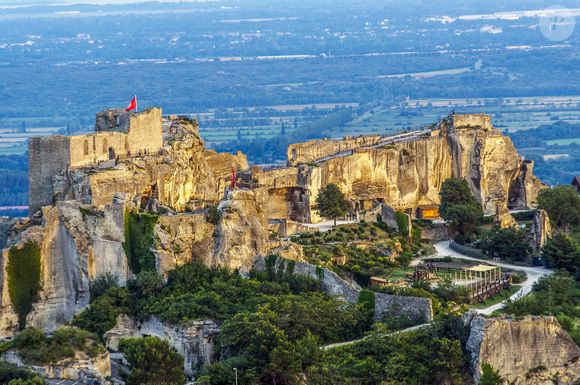 Là aussi, dans ce village pittoresque, qu'il réside depuis 1989.

France, Bouches-du-Rhône (13). Les Baux-de-Provence, au cœur du parc naturel régional des Alpilles.
Photo : Norbert Scanella / Only France / ABACAPRESS.COM