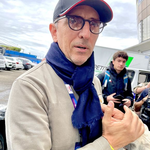 Gad Elmaleh - Les célébrités lors des "24H du Mans", le 15 juin 2024.
© Fabien Faure/Bestimage