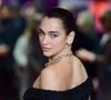 Dua Lipa a dévoilé le nom de l’un des restaurants parisiens qui a su s’attirer ses faveurs.

Dua Lipa à la première du film "Rosebush Pruning" lors du festival international du film de Berlin © Romain Doucelin / Bestimage