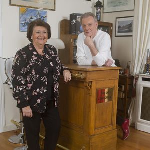 Herbert Leonard et sa femme Cléo chez eux à Barbizon le 2016/12/2016 JLPPA / Bestimage