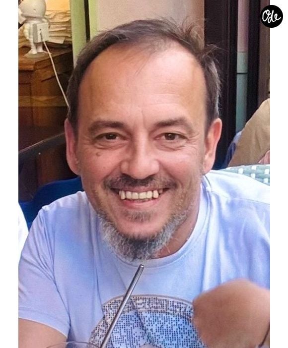 Philippe Bevan, coiffeur de stars, désormais installé à Quarante, dans l'Hérault.