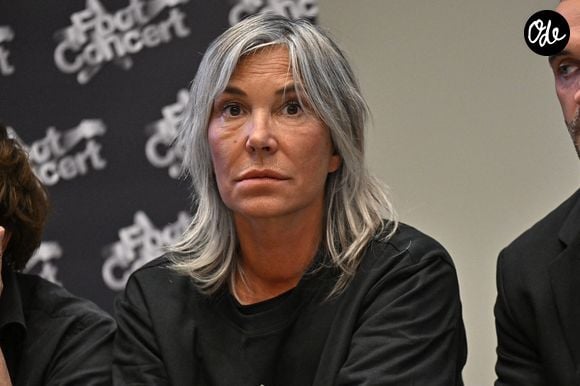 Zazie assiste au « Foot Concert », un concert de bienfaisance au profit de l'association Huntington Avenir, à la LDLC Arena de Lyon, en France, le 11 novembre 2024. Photo : Julien Reynaud/APS-Medias/ABACAPRESS.COM