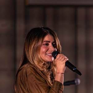 Exclusif - Julie Zenatti lors du premier concert de sa tournée "Le chemin" à l'église Saint-Jean-Baptiste de Belleville à Paris le 24 avril 2025.
© Florian Savina / Bestimage