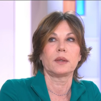 "C'est vraiment particulier" : Mathilde Seigner en dit plus sur les ambitions professionnelles de son fils Louis, 18 ans