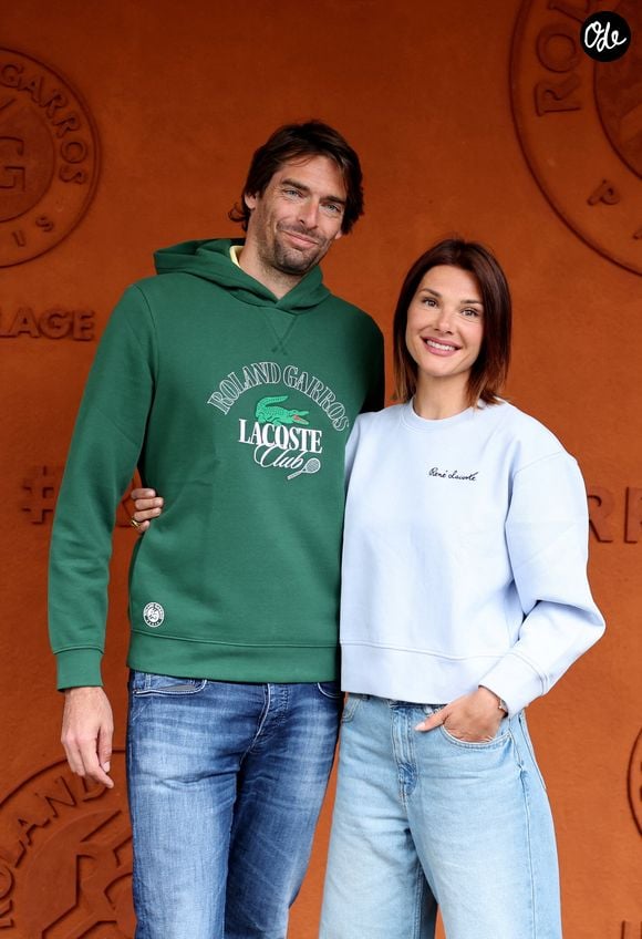 Camille Lacourt et sa compagne Alice Detollenaere - Célébrités au village des Internationaux de France de tennis de Roland Garros 2024 à Paris, le 2 juin 2024.

© Jacovides / Moreau / Bestimage