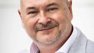 Sébastien Cauet : Ce qui change pour lui dès ce lundi 1er décembre sur Europe 2