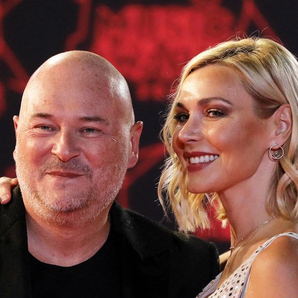 Sébastien Cauet et sa compagne Nathalie Dartois lors de la 23ème édition des NRJ Music Awards 2021 au Palais des Festivals de Cannes, le 20 novembre 2021.
© Dominique Jacovides/Bestimage