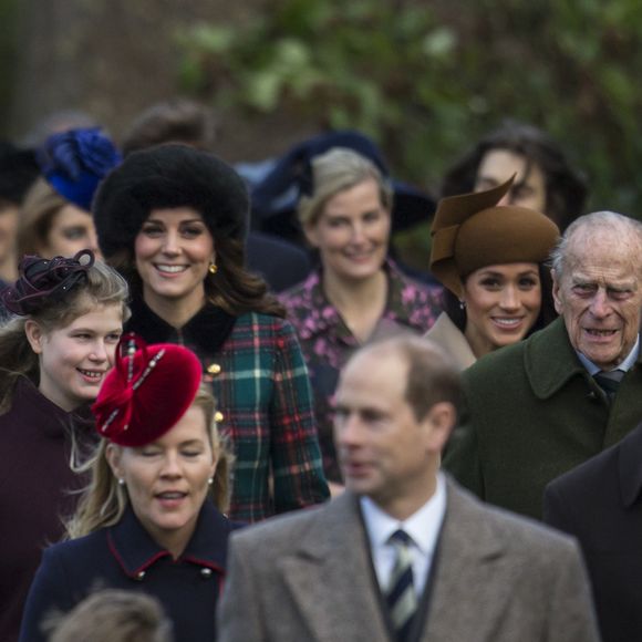 Le prince William, Catherine Kate Middleton la duchesse de Cambridge enceinte, Meghan Markle et son fiancé le prince Harry, le prince Philip, duc d'Edimbourg, Lady Louise Windsor - La famille royale d'Angleterre arrive à la messe de Noël à l'église Sainte-Marie-Madeleine à Sandringham, le 25 décembre 2017.