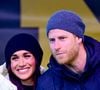 En légende, Meghan remercie les personnes qui ont soutenu leur couple au fil des années.
Meghan Markle et le prince Harry aux Invictus Games 2025. Le 11 février 2025. Photo par Backgrid / Bestimage