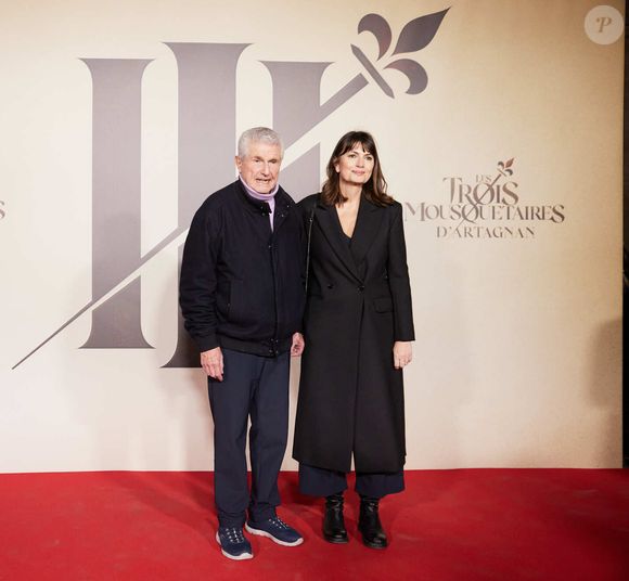 Exclusif - Claude Lelouch et Valérie Perrin - Photocall de l'avant-première du film "Les Trois Mousquetaires : D'Artagnan" aux Invalides à Paris le 21 mars 2023. © Moreau / Jacovides / Guirec / Bestimage