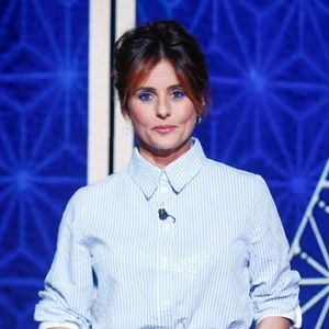 L'animatrice de 46 ans montre pour la première fois l'envers du décor.

Exclusif - Faustine Bollaert - Enregistrement de l'émission "La Boîte à secrets", au Studio du Lendit, présentée par F.Bollaert et diffusée le 24 janvier sur France 3. Le 16 décembre 2024
© Christophe Clovis / Bestimage