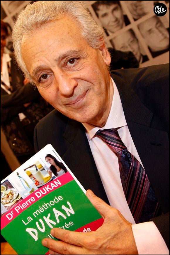 Portrait du médecin nutritionniste français Pierre Dukan.