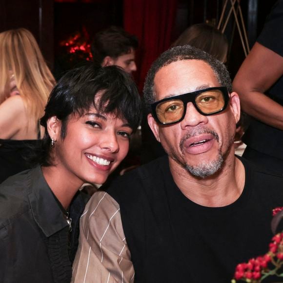 Réveillée par des bruits, elle aurait réussi à mettre les intrus en fuite.

JoeyStarr et sa compagne Pauline Latchoumanin lors de la soirée Omar Harfouch "Dîner chez Maxim's" à Paris. © Perusseau / Tribeca / Bestimage