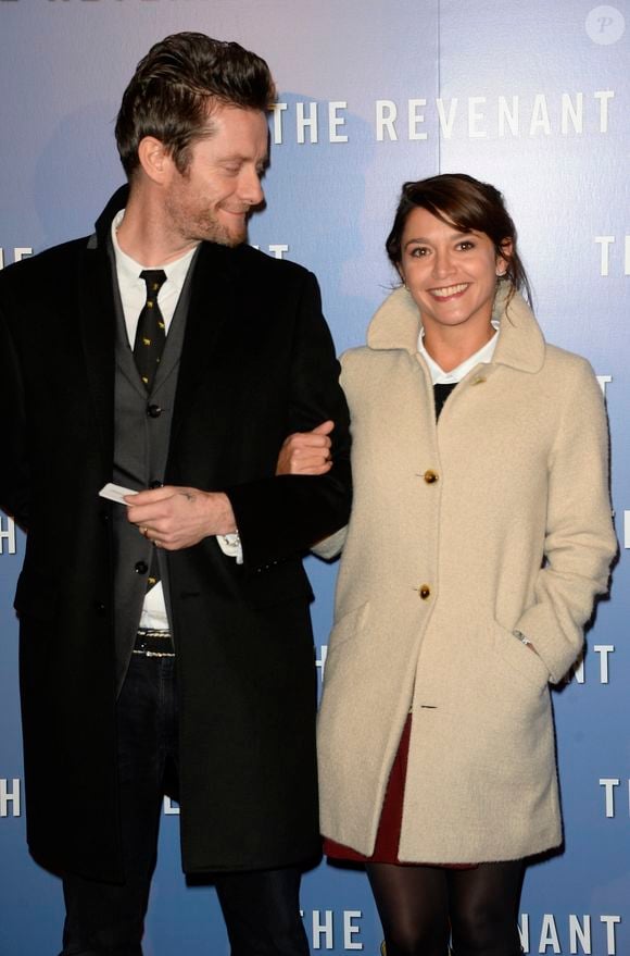 Ainsi que plusieurs membres de l'équipe en charge du tournage ! 

Emma De Caunes avec son mari Jamie Hewlett - Avant-première du film "The Revenant" au Grand Rex à Paris, le 18 janvier 2016. © Coadic Guirec/Bestimage