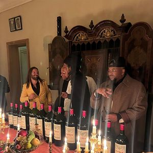 Capture Instagram - Jay Brown - Jay Z et le directeur général du label américain Roc Nation, Jay Brown, célèbrent leur anniversaire dans l'hôtel 5 étoiles privatisé « Les Sources de Caudalie » avec leurs amis Kris Jenner, Ellen Pompeo, Beyoncé, Rihanna, à Martillac près de Bordeaux, en France, le 3 décembre 2023. Des navettes aux vitres teintées ont fait des allers-retours toute la journée de samedi.   L'anniversaire s'est déroulé du 1er au 4 décembre 2023. Parmi les 98 invités qui séjourneront sur place, les stars internationales Kris Jenner, Ellen Pompeo, Beyoncé et Jay-Z, accompagnés de leurs enfants, sont arrivés vendredi soir, et la chanteuse Rihanna samedi dans la journée. La fête s'est poursuivie au château d'Yquem dimanche soir.