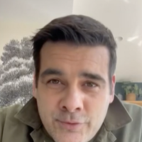 "Est-ce que tu pourrais me faire la promesse..." : Matthieu Lartot encore face à la maladie, un de ses proches risque de perdre la vue