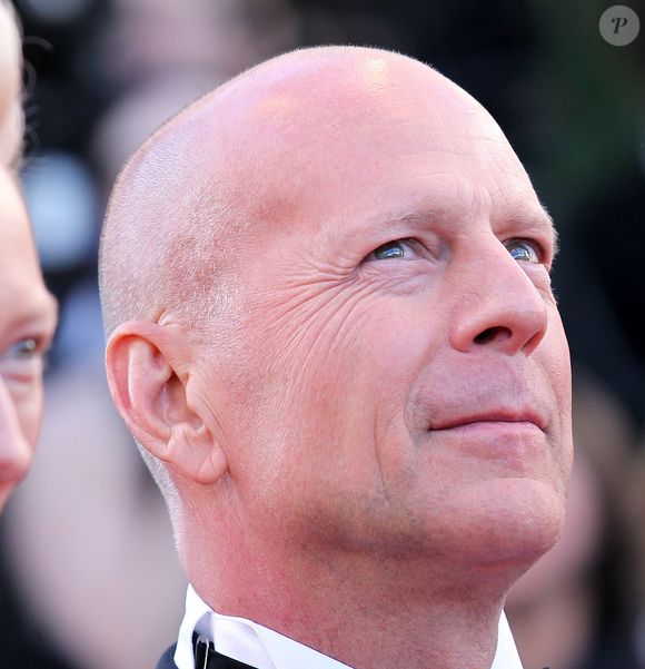 Bruce Willis - Photocall du film "Moonrise Kingdom" pendant le 65ème festival du film de Cannes, le 16 mai 2012. (BORDE-MOREAU / BESTIMAGE).