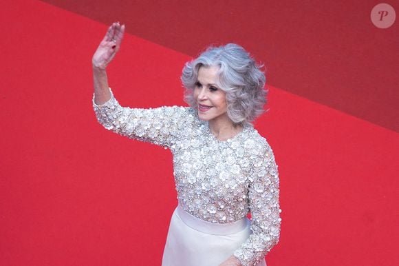 Marquée par plusieurs combats médicaux, Jane Fonda se dit aujourd’hui en forme et active.

Jane Fonda - Montée des marches de la cérémonie de clôture du 78ème Festival International du Film de Cannes, au Palais des Festivals à Cannes. Le 24 mai 2025
© Olivier Borde/ Bestimage