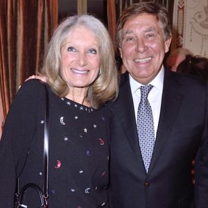 Désormais, Jean-Pierre Foucault et sa femme Evelyne vivent juste à côté de chez Claude Moreau, à Carry-le-Rouet.

Exclusif - Jean-Pierre Foucault et sa femme Evelyne Jarre assistent au diner La Chaine de l'Espoir organisé par l'association Pharmavie au Pavillon Ledoyen a Paris, France le 25 janvier 2018. Photo par Aurore Marechal/ABACAPRESS.COM