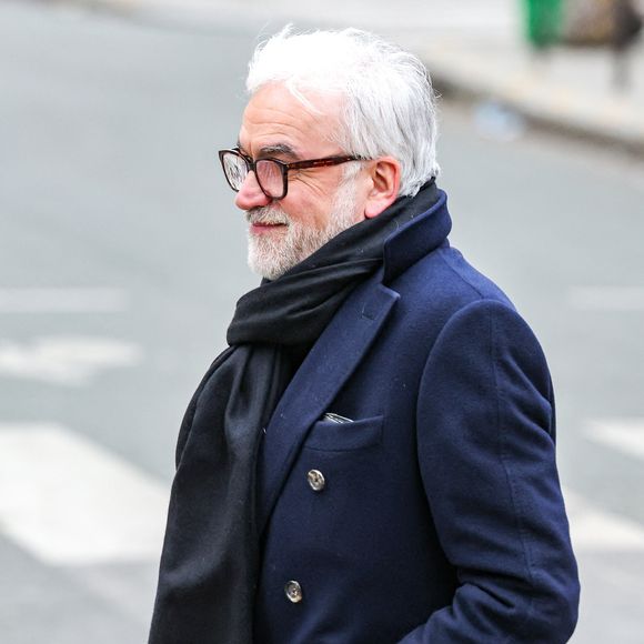 Pascal Praud - Sortie des obsèques de C.Laborde  en l’église Saint-Roch à Paris, le 6 février 2025. Décédée le 28 janvier 2025 à l'âge de 73 ans, l'ancienne présentatrice météo de TF1 (1988 - 2017) était atteinte de la maladie neurodégénérative à corps de Lewy. 
© Jacovides - Moreau / Bestimage