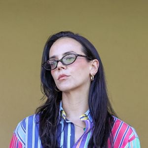 La jeune femme a tenu un rôle important lors de cette cérémonie puisqu’elle est la marraine de la petite fille.

Pauline Ducruet lors du match de football caritatif au stade Louis II de Monaco opposant les Barbagiuans aux pilotes de l'équipe Nazionale Piloti dans le cadre de la "Racing Stars Football Cup" le 3 juin 2026. 

Photo : Claudia Albuquerque / Bestimage