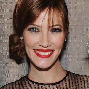 La date de cette union magique reste en revanche un mystère puisque les noces de cocotiers n'existent pas. 

Portrait de Mareva Galanter 2014