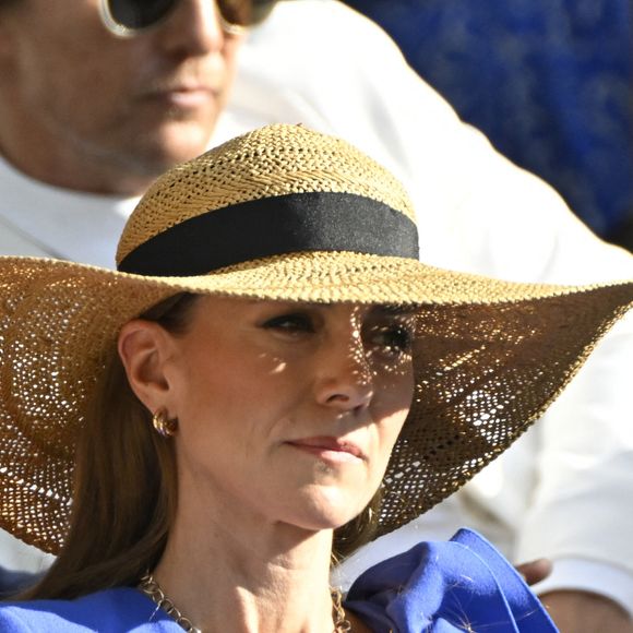 Etant la marraine de l'institution, Kate Middleton a sélectionné une série d'objets appartenant aux collections du prestigieux musée. Cette exposition sera ouverte jusqu'en 2026 !

Catherine (Kate) Middleton, princesse de Galles - Personnalités à la finale homme du tournoi de tennis de Wimbledon le 13 juillet 2025. © Chryslène Caillaud / PsnewZ / Bestimage