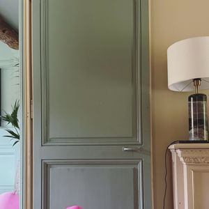 Un nouveau compagnon pour cette famille qui a récemment adopté un chien de la race du boxer.

Pierre Niney et Natasha Andrews sur Instagram, Juin 2025