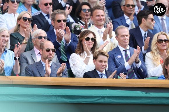 Le prince William et le prince George à Wimbledon, le 12 juillet 2026.

© Mirrorpix / Bestimage