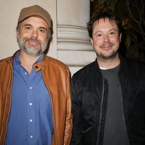 Michel Sardou - qui possède une maison au cap Bénat - devrait être présent pour l’occasion, accompagné de ses proches, dont son fils Romain.
Romain Sardou et son frère Davy Sardou - Jacques Rouveyrollis à fêté ses 60 ans de Lumières au théâtre Edouard 7 à Paris le 14 décembre 2025.© Coadic Guirec / Bestimage