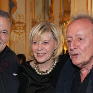 Jean-Marie Bigard, Chantal Ladesou, Didier Barbelivien - Rachida Dati remet à Chantal Ladesou les insignes de Chevalier de la Légion d'Honneur au ministère de la Culture à Paris le 2 février 2026.
© Philippe Baldini / Bestimage