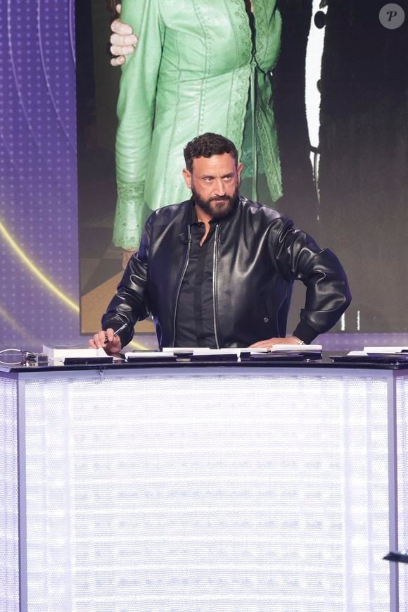 Cyril Hanouna sur le plateau de l’enregistrement de l’émission « Face à Hanouna » présentée par C.Hanouna et diffusée sur C8 © Jack Tribeca/Bestimage