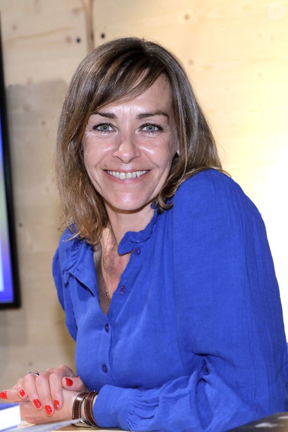 Agnès Martin-Lugand - Festival du livre de Paris 2024 le 12 avril 2024.
© Cedric Perrin / Bestimage