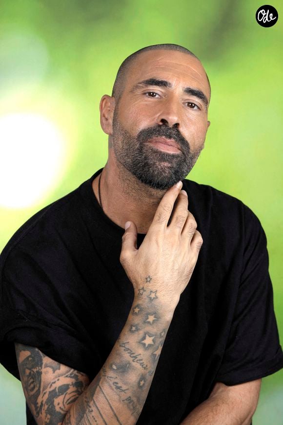 Sofiane Star Academy 4 (Sofiane Tadjine-Lambert) posant lors d'une séance photo à Paris, en France, en octobre 2023. Photo : VIM/ABACAPRESS.COM