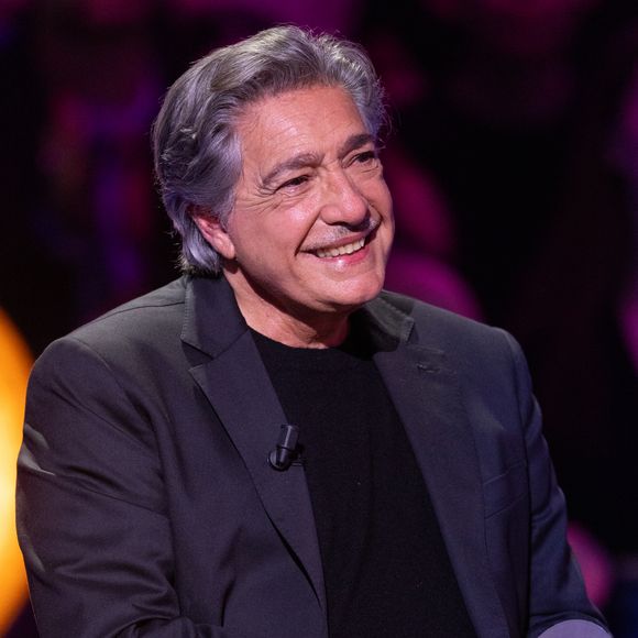 Exclusif - Frédéric François lors de l'enregistrement de l'émission "La Boîte à secrets", présentée par F.Bollaert et diffusée le 16 janvier 2026 sur France 3, dans les studios du Lendit à Saint-Denis, France, le 16 décembre 2025. © Cyril Moreau/Bestimage