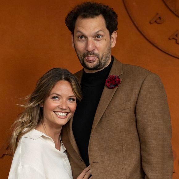 Éric Antoine et sa compagne Gennifer Demey au village lors des Internationaux de France de Tennis de Roland Garros 2025, à Paris, France, le 7 juin 2025. © Cyril Moreau/Bestimage