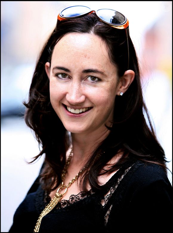 Sophie Kinsella était âgée de seulement 55 ans. 

Sophie Kinsella - Première du film "Confessions of a Shopaholic" à New-York. Photo par FAME PICTURES / BESTIMAGE