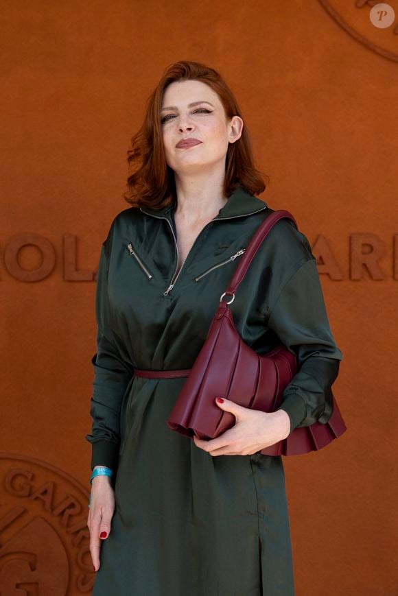 Elodie Frégé au village lors des Internationaux de France de Tennis de Roland Garros 2025. Paris, le 30 mai 2025. 
© Moreau / Jacovides / Bestimage