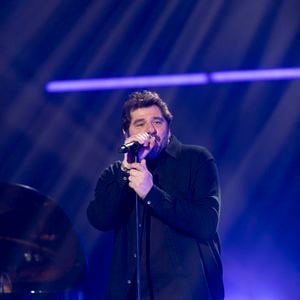 Exclusif - Patrick Fiori sur la scène du concert solidaire pour les enfants de la guerre "Ensemble à l'Olympia" à Paris présenté par EliseCare le 10 février 2025. © Jack Tribeca / Pierre Perusseau / Bestimage